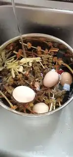 Make The weeds are used as blood and soup step 6
