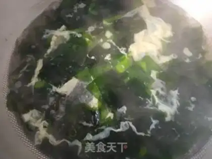 Make The dress and the omelet soup step 3