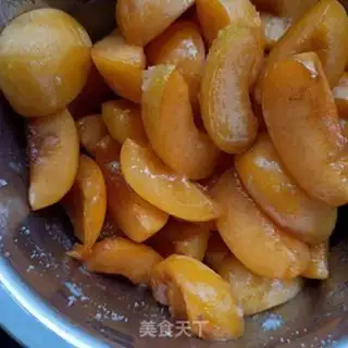 Make Apricot jam step 3