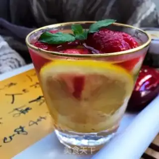 Make Strawberry honey lemon tea step 9