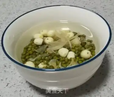 Make Green bean lilies step 1