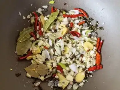 Make Thirteen spicy lobster tails step 4