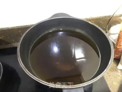 Make All-powerful pepper oil step 3