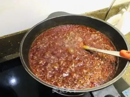 Make All-powerful pepper oil step 4