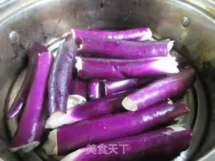 Make Eggs and cheese step 3