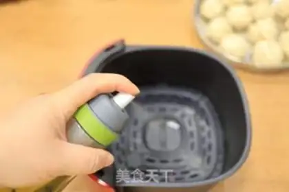Make Low-fat chicken tofu balls step 11