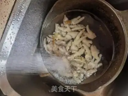Make Pistol-fruit chicken claws step 7