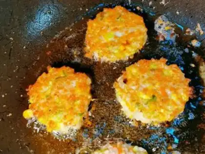 Make Shrimp pancakes step 7