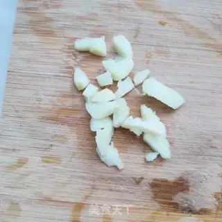 Make Scrambled eggs step 2