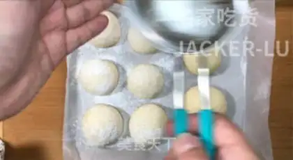 Make Ice-cracker ice-bread step 13