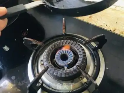 Make Quick-fried eggs step 3