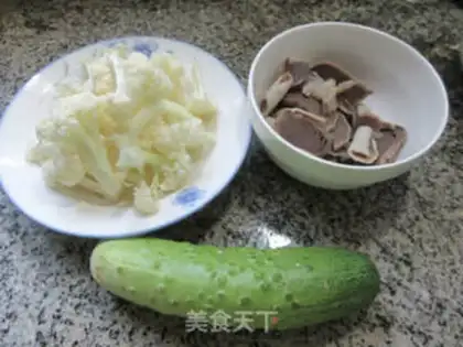 Make A cucumber step 0