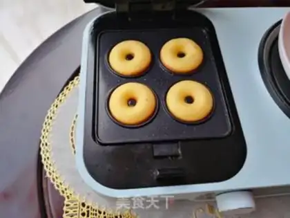 Make Chocolate doughnuts step 6