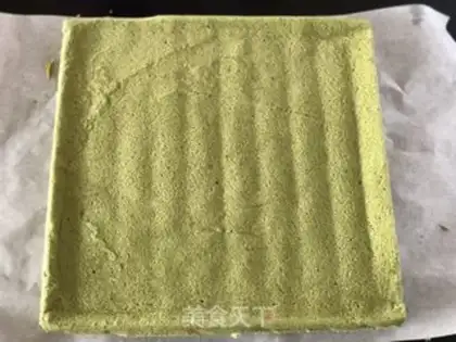 Make Cake roll step 5