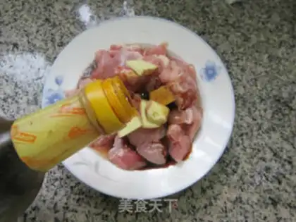 Make Chicken leg, fried beans step 4