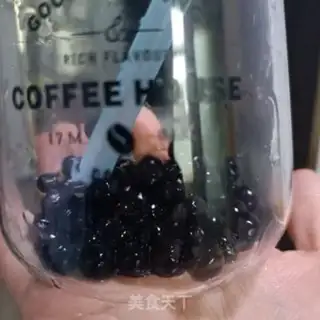 Make Pearl milk tea step 7
