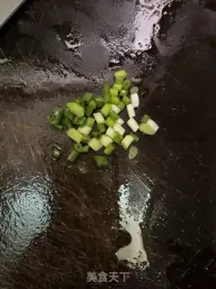 Make Garlic soybeans, cedar fish step 1