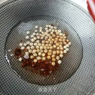 Make Flaming Dragon Jell-O, little circle bumping on milk step 11