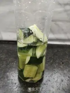 Make Cucumber Juice step 4