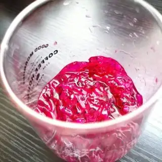 Make Flaming Dragon Jell-O, little circle bumping on milk step 16