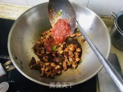 Make Chicken mushroom noodles step 7