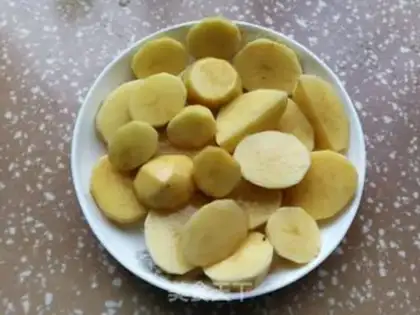 Make Potato steamed chicken wings step 5
