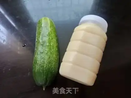 Make Green melon honey water step 0