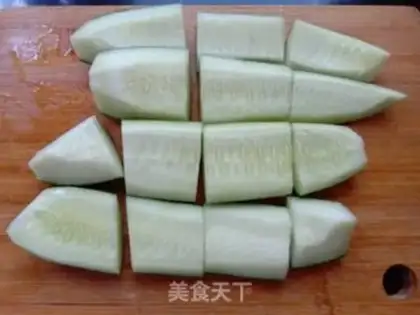 Make Green melon honey water step 1