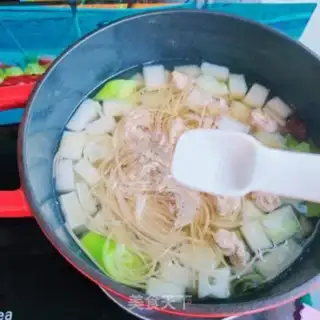 Make Porkball soup step 16