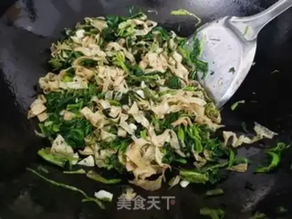Make Scrambled spinach step 3