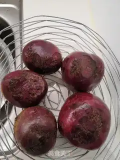 Make Red beet root juice step 1