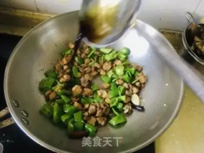 Make Spicy chicken step 9