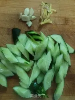 Make Cucumber beef step 1