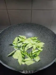 Make Cucumber beef step 3