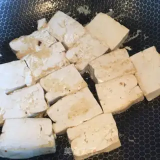 Make Golden mushroom eggs and tofu step 7