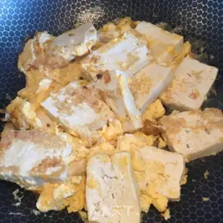 Make Golden mushroom eggs and tofu step 9