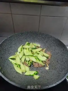 Make Cucumber beef step 7