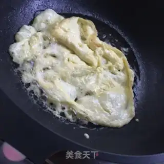 Make Pepper onion fried eggs step 3