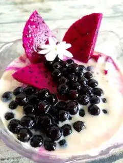 Make Pearl flamingo yogurt step 10