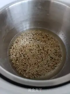Make Quinoma eggs salad step 1