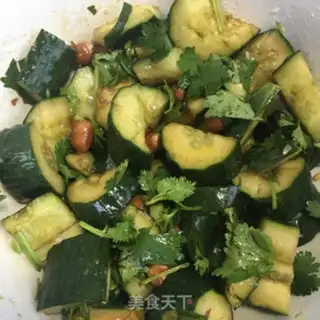 Make A cucumber mixed with vinegar step 2
