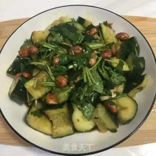 Make A cucumber mixed with vinegar step 3