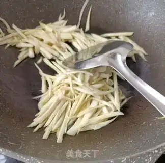Make White fried eggs step 6
