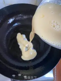 Make Pretzel fried eggs step 13
