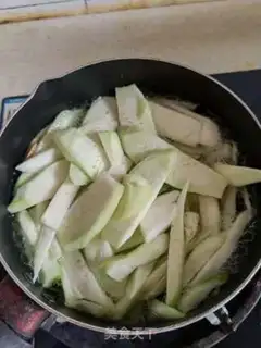 Make Spoon noodles step 2