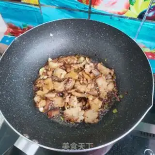 Make Five flowers and chili step 5