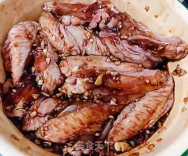 Make Garlic chicken wings step 4