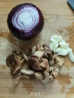 Make Onion onion sauce step 1