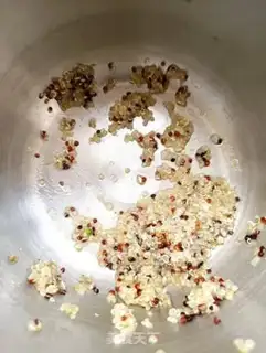 Make Twin flaming dragon milkshakes step 0