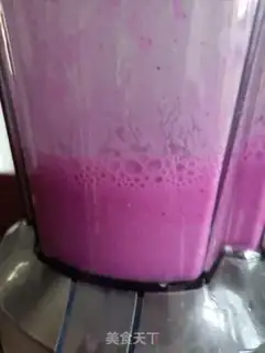 Make Twin flaming dragon milkshakes step 6